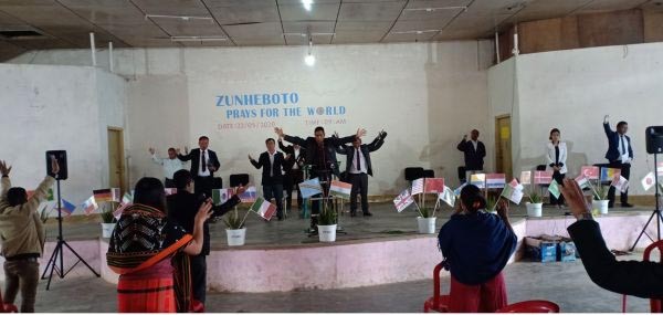 People praying during the inter denomination prayer programme with the theme ‘Zunheboto prays for the world’ held on May 22. (DIPR Photo)